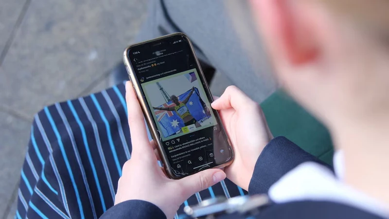 Australia blocked more than 4.7 million social network accounts of people under 16 years old