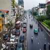 Phương tiện lưu thông trên tuyến đường Nghi Tàm thuộc Vành đai 1, thành phố Hà Nội. (Ảnh: Hoài Nam/Vietnam+)