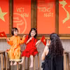 Giới trẻ Hà Nội thích thú check-in tại những "quán càphê yêu nước"