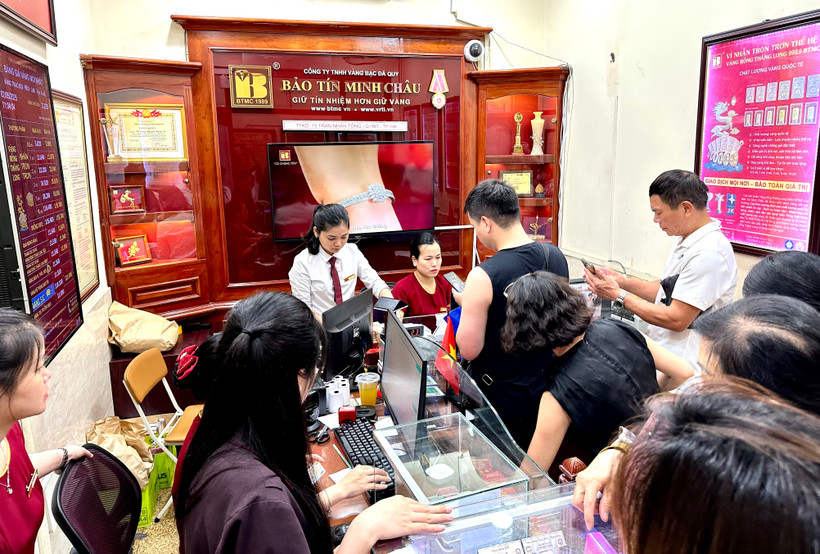 Một điểm kinh doanh vàng tại Hà Nội. (Ảnh: Đức Duy/Vietnam+)