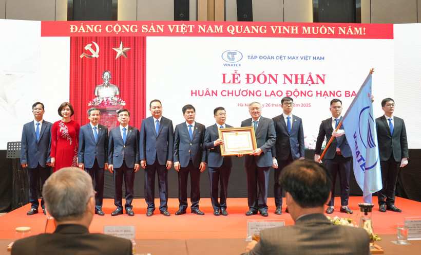 Đây là lần thứ 5 Tập đoàn Dệt May Việt Nam nhận các phần thưởng cao quý trong 30 năm xây dựng và phát triển.