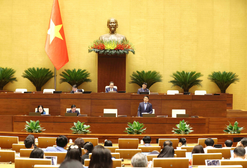 Quốc hội thảo luận tại hội trường. (Ảnh: TTXVN)