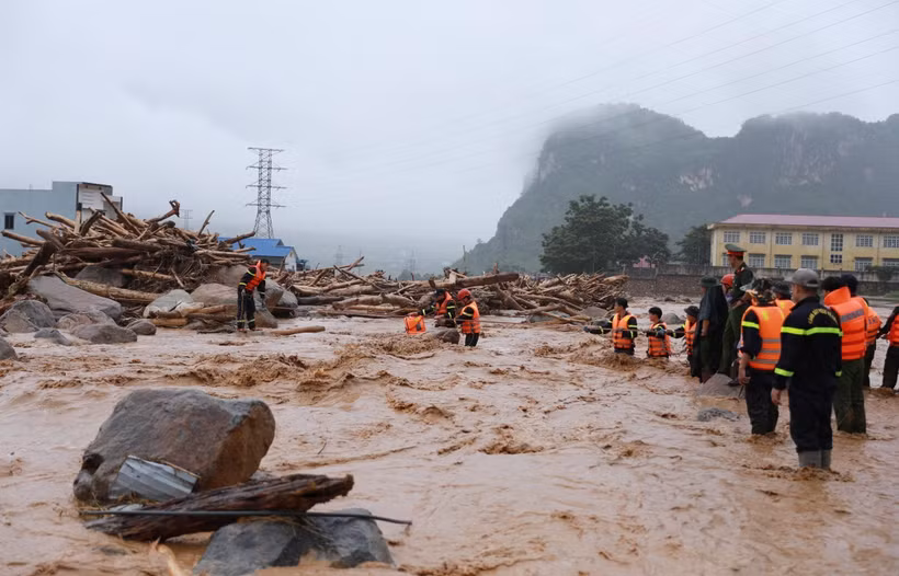 Lai Châu khẩn trương khắc phục hậu quả lũ quét tại xã Mường Than. (Ảnh: Quý Trung/TTXVN