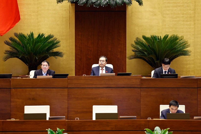 Chủ tịch Quốc hội Trần Thanh Mẫn chủ trì phiên họp sáng 13/5. (Ảnh: TTXVN)