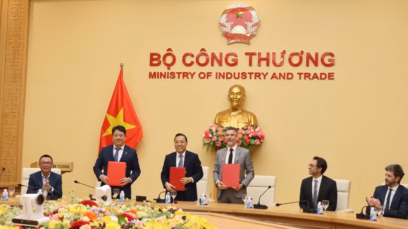 Nhà máy điện BOT Phú Mỹ 2.2 được bàn giao về EVN để tiếp tục vận hành và khai thác. (Ảnh: PV/Vietnam+)