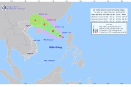 Vị trí và hướng đi của áp thấp nhiệt đới. (Nguồn: Trung tâm Dự báo Khí tượng Thủy văn Quốc gia)