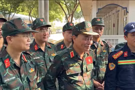 Đoàn Quân đội Nhân dân Việt Nam đã nhanh chóng ổn định nơi ăn ở, tổ chức các lực lượng trinh sát thực địa, xác định quyết tâm và tổ chức thực hiện nhiệm vụ tìm kiếm các nạn nhân. (Nguồn: Vietnam+)