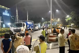 Ủy ban Nhân dân Thành phố Hồ Chí Minh yêu cầu Công ty Trách nhiệm hữu hạn Xử lý chất thải rắn Việt Nam (VWS) làm rõ tình trạng công nhân ngưng làm việc ngày 23/1. (Nguồn: Báo Người Lao Động)