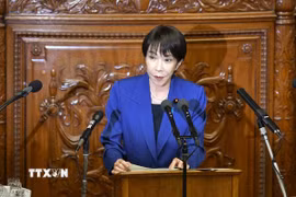 Tân Thủ tướng Nhật Bản Sanae Takaichi phát biểu trước Quốc hội ở Tokyo ngày 24/10/2025. (Nguồn: Kyodo/TTXVN)