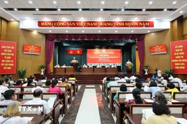 Quang cảnh Hội nghị tiếp xúc cử tri phương Phú Nhuận với người ứng cử đại biểu Quốc hội khóa XVI tại phường Phú Nhuận. (Ảnh: Xuân Khu/TTXVN)