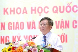 Ông Nguyễn Trọng Nghĩa, Ủy viên Bộ Chính trị, Bí thư Trung ương Đảng, Trưởng Ban Tuyên giáo và Dân vận Trung ương phát biểu kết luận hội thảo. (Ảnh: Phương Hoa/TTXVN)