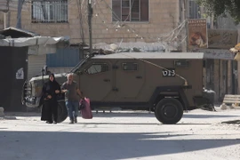 Xe quân sự Israel được triển khai tại thành phố Jenin, Bờ Tây, ngày 25/9/2024. (Ảnh: THX/TTXVN)