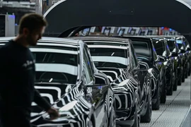Những chiếc xe Model Y trong lễ khai trương nhà máy mới của Tesla dành cho xe điện tại Gruenheide, Đức. (Nguồn: Reuters)