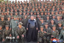 Nhà lãnh đạo Triều Tiên Kim Jong Un thăm đơn vị tác chiến đặc biệt tại căn cứ huấn luyện ở Bình Nhưỡng ngày 2/10/2024. (Nguồn: YONHAP/TTXVN)