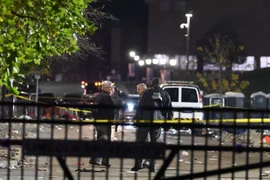 Cảnh sát phong tỏa hiện trường vụ nổ súng. (Nguồn: Getty Images)