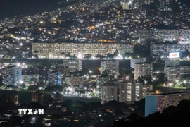 Quang cảnh thủ đô Caracas, Venezuela tối 8/12/2025. (Nguồn: THX/TTXVN)