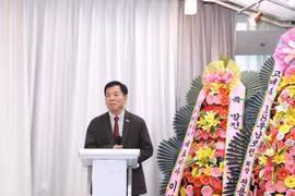 Đại sứ Việt Nam tại Hàn Quốc Vũ Hồ phát biểu tại sự kiện. (Ảnh: Khánh Vân/TTXVN)