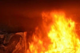 Cháy lớn tại Bangladesh đã ít nhất 16 người thiệt mạng.