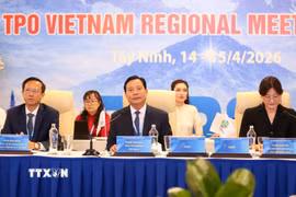 Các đại biểu chù trì hội nghị Vùng Việt Nam 2026 do TPO tổ chức tại Tây Ninh. (Ảnh: Giang Phương/TTXVN)