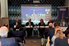 Các đại biểu tham dự sự kiện “Đối thoại Kinh doanh châu Á-Việt Nam.” (Ảnh: Dương Hoa/TTXVN)