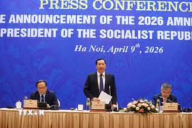 Ủy viên Trung ương Đảng, Thượng tướng Lê Văn Tuyến, Thứ trưởng Bộ Công an, trả lời câu hỏi của báo chí. (Ảnh: Diệp Trương/TTXVN)