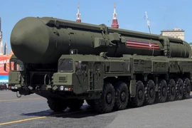 Tên lửa đạn đạo tầm trung Oreshnik của Nga. (Nguồn: The Defense News/TTXVN)