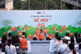 Giải thưởng Thiếu nhi Dế Mèn: Vinh danh thành tựu trọn đời của NSND Ngô Mạnh Lân