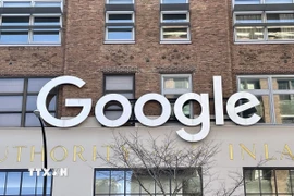 Biểu tượng Google tại văn phòng ở New York, Mỹ. (Ảnh: Kyodo/TTXVN)