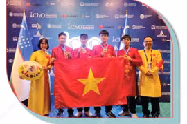 4 học sinh Việt Nam giành huy chương Vàng Olympic Hóa học quốc tế năm 2026
