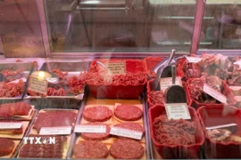 Thịt bò được bày bán tại chợ Đông ở Washington, Mỹ. (Nguồn: REUTERS/TTXVN)