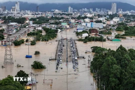 Ngập lụt do mưa lớn tại quận Hat Yai, tỉnh Songkhla, Thái Lan ngày 25/11/2025. (Nguồn: REUTERS/TTXVN)