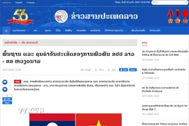 Bài viết ca ngợi mối quan hệ hữu nghị vĩ đại Việt Nam-Lào đăng trên báo điện tử Pathet Lao của Hãng Thông tấn xã Lào. (Nguồn: TTXVN phát)