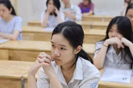 Học sinh dự thi vào lớp 10. (Ảnh: Hoàng Hiếu/TTXVN)