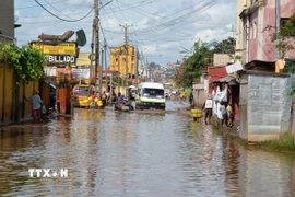 Madagascar là một quốc đảo lớn nằm ở Ấn Độ Dương, cách bờ biển Đông Nam của Mozambique khoảng 400km. Đây là hòn đảo lớn thứ 4 thế giới về diện tích, rộng hơn 587.000km2. (Nguồn: THX/TTXVN)