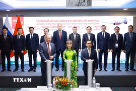 Thủ tướng Lê Minh Hưng chứng kiến Lễ công bố mở 3 đường bay mới kết nối Việt Nam và Liên bang Nga của Hãng hàng không Vietjet, gồm: Đà Nẵng-Moskva, Nha Trang-Kazan và Nha Trang-Novosibirsk. (Ảnh: Dương Giang/TTXVN)