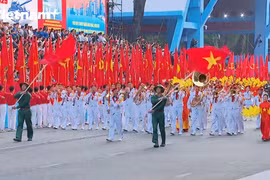 Lễ kỷ niệm, diễu binh, diễu hành 50 năm thống nhất đất nước