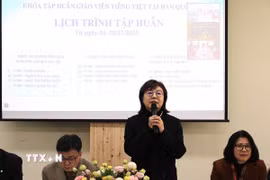 Phó Tỉnh trưởng tỉnh Bắc Gyeongsang Yang Geum-hee phát biểu tại lễ khai mạc khóa tập huấn ngày 26/12/2025. (Ảnh: Khánh Vân/TTXVN)