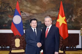 Tổng Bí thư Tô Lâm hội kiến Tổng Bí thư, Chủ tịch nước Lào Thongloun Sisoulith. (Ảnh: Thống Nhất/TTXVN)