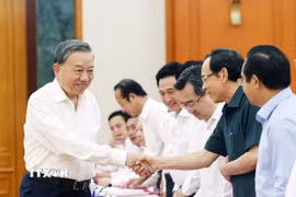 Tổng Bí thư Tô Lâm với đồng chí Nguyễn Văn Nên, Ủy viên Bộ Chính trị, Bí thư Thành ủy Thành phố Hồ Chí Minh. Ảnh: Thống Nhất – TTXVN