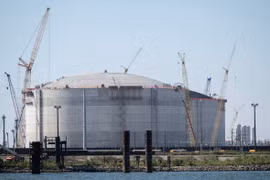 Công trình xây dựng nhà máy khí đốt tự nhiên hóa lỏng (LNG) ở bang Louisiana, Mỹ ngày 17/10/2023. (Ảnh: AFP/TTXVN)