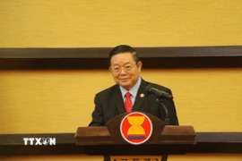 Tổng Thư ký ASEAN Kao Kim Hourn phát biểu họp báo. (Ảnh: Minh Thái/TTXVN)
