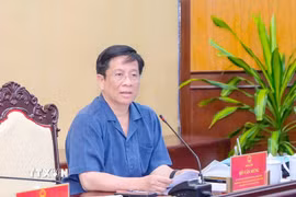 Chủ tịch Ủy ban Nhân dân tỉnh An Giang Hồ Văn Mừng phát biểu tại buổi làm việc. (Ảnh: Văn Sĩ/TTXVN)