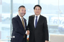 Sáng 21/9, giờ địa phương (đêm cùng ngày, giờ Hà Nội), tại thành phố Seattle (Hoa Kỳ), Chủ tịch nước Lương Cường tiếp Đoàn Quốc hội bang Oregon do Hạ nghị sỹ Nguyễn Bá Lộc làm Trưởng đoàn. (Ảnh: Lâm Khánh/TTXVN)