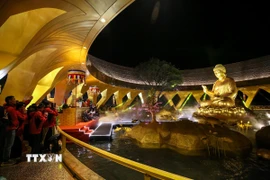Tôn tượng Đức Phật Câu Na Hàm Mâu Ni sẽ chính thức đón khách tham quan chiêm bái từ 1/1/2026. (Ảnh: Giang Phương/TTXVN)