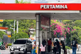 Một trạm xăng ở trung tâm Jakarta, Indonesia. (Ảnh: Đỗ Quyên/TTXVN)
