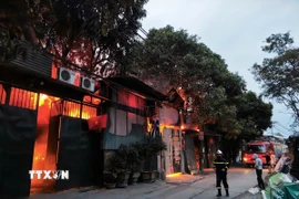 Nghị định số 69/2026/NĐ-CP sửa đổi, bổ sung một số điều của Nghị định số 106/2025/NĐ-CP ngày 15/5/2025 quy định xử phạt vi phạm hành chính trong lĩnh vực phòng cháy, chữa cháy và cứu nạn, cứu hộ là một trong những chính sách có hiệu lực từ tháng 4/2026. (Ảnh: Nguyễn Thắng/TTXVN)