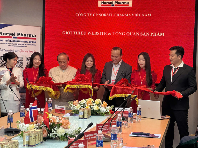 Công ty Cổ phần Norsel Pharma Việt Nam tổ chức Lễ công bố ra mắt sản phẩm mới. (Ảnh: PV/Vietnam+)