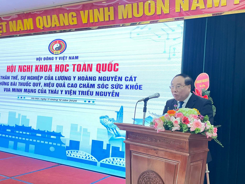 Phó giáo sư Đậu Xuân Cảnh - Chủ tịch Hội Đông Y Việt Nam phát biểu tại Hội nghị. (Ảnh: PV/Vietnam+)