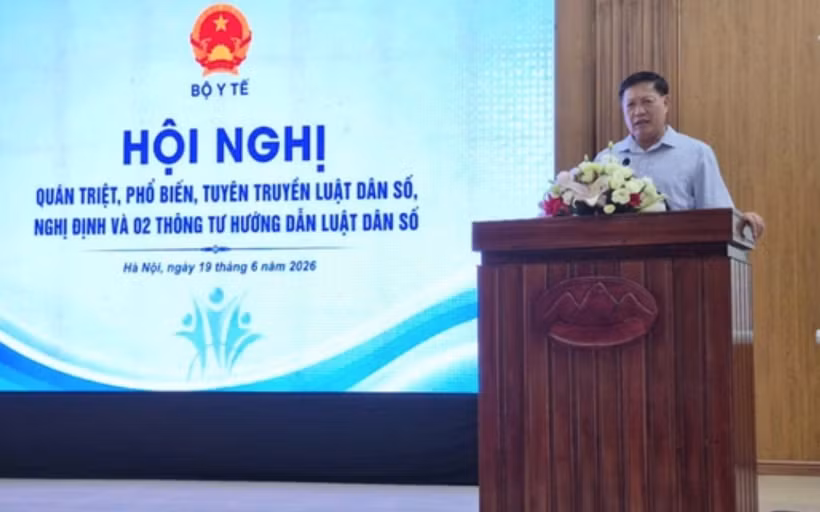 Thứ trưởng Bộ Y tế Đỗ Xuân Tuyên phát biểu tại Hội nghị. (Ảnh: PV/Vietnam+)