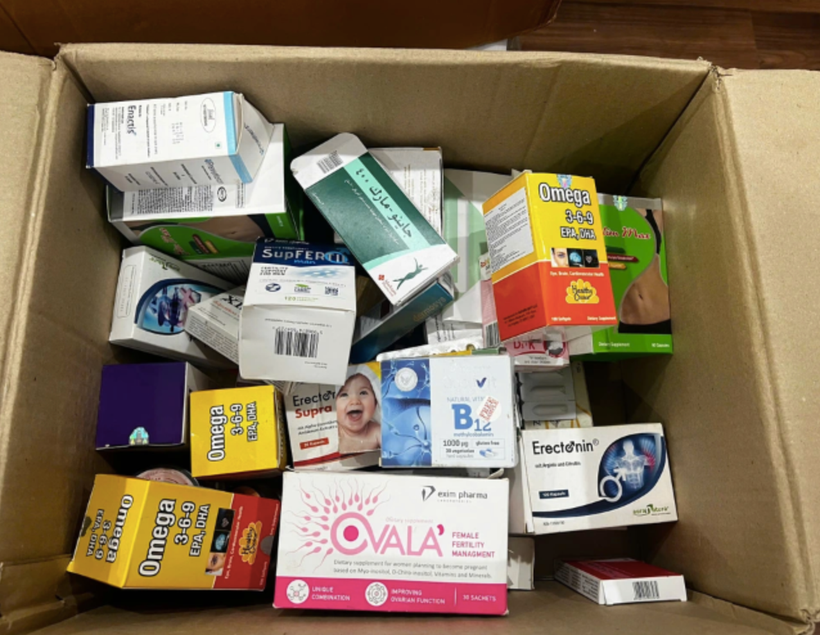 Một số thực phẩm giả được lực lượng chức năng thu giữ. (Ảnh: Công an Hà Nội)